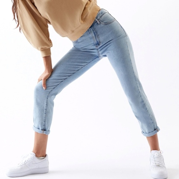 NWT Pacsun High-Rise Mom Jeans in Medium Indigo Light Wash - Picture 2 of 11